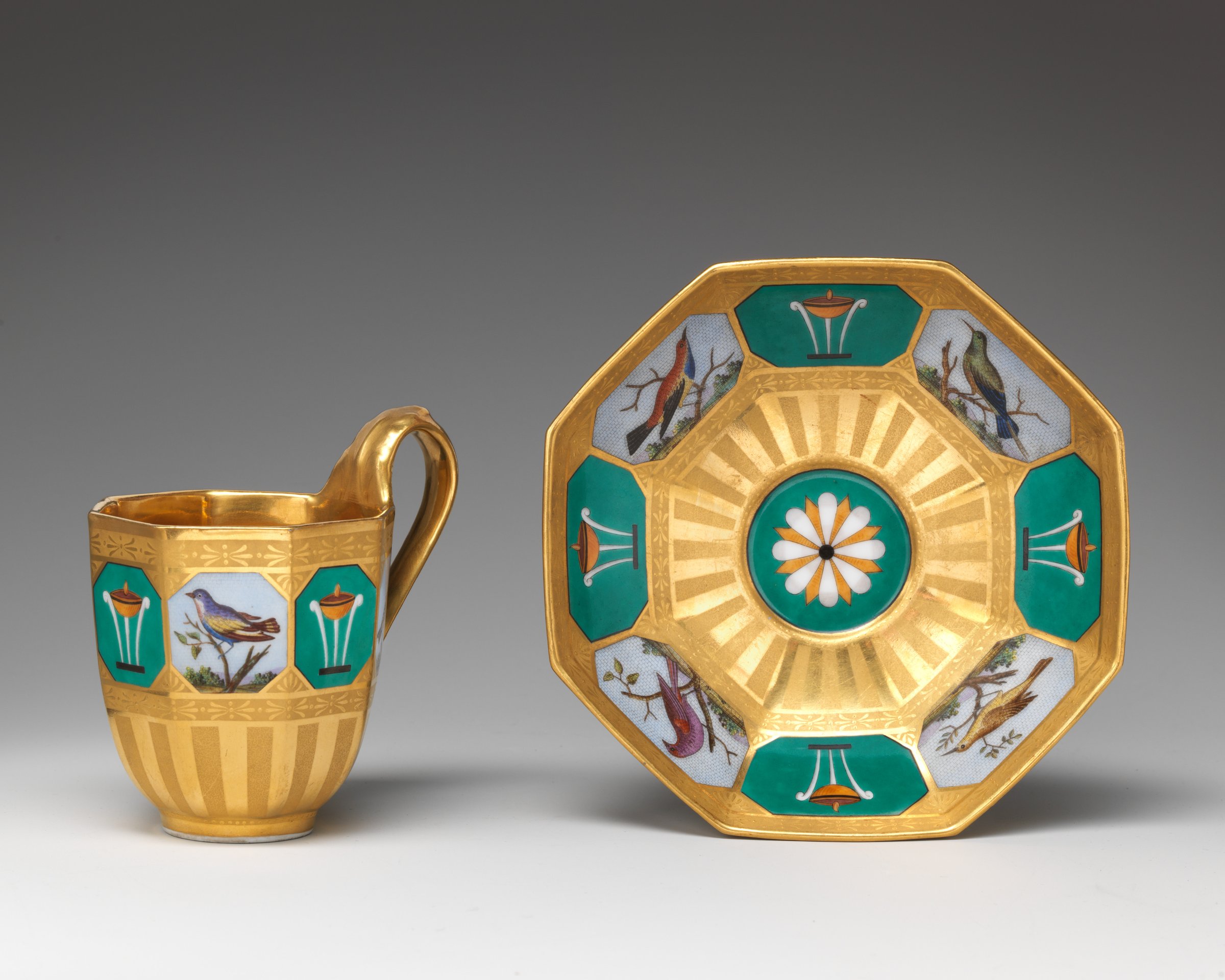 Cup and saucer with birds in micromosaic decoration by Höchster Porzellan-Manufaktur
