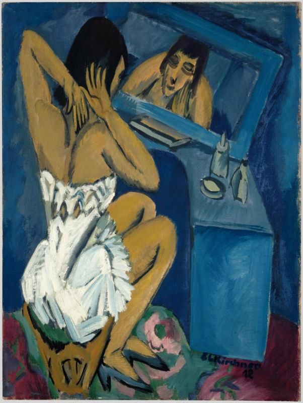 Toilet – Women in Front of the Mirror